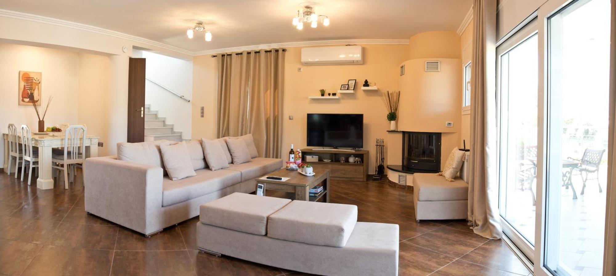 Eva στην περιοχή Eretria (Evia)